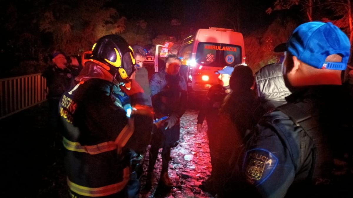 Bomberos de la CDMX auxilian a nueve personas extraviadas en Los Dinamos