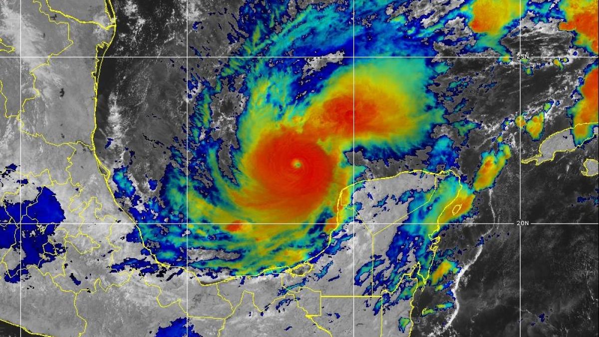 Huracán Milton se fortalece a Categoría 5; se encuentra cerca de costas de Yucatán