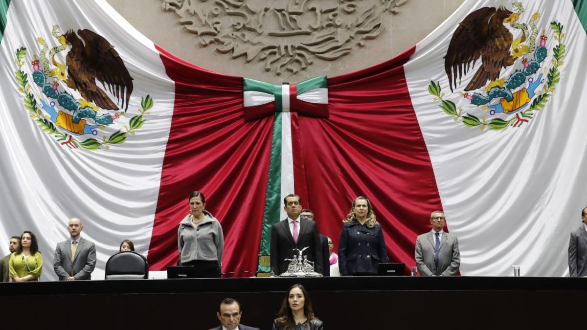 Diputados guardan minuto de silencio en memoria de Alejandro Arcos, alcalde de Chilpancingo