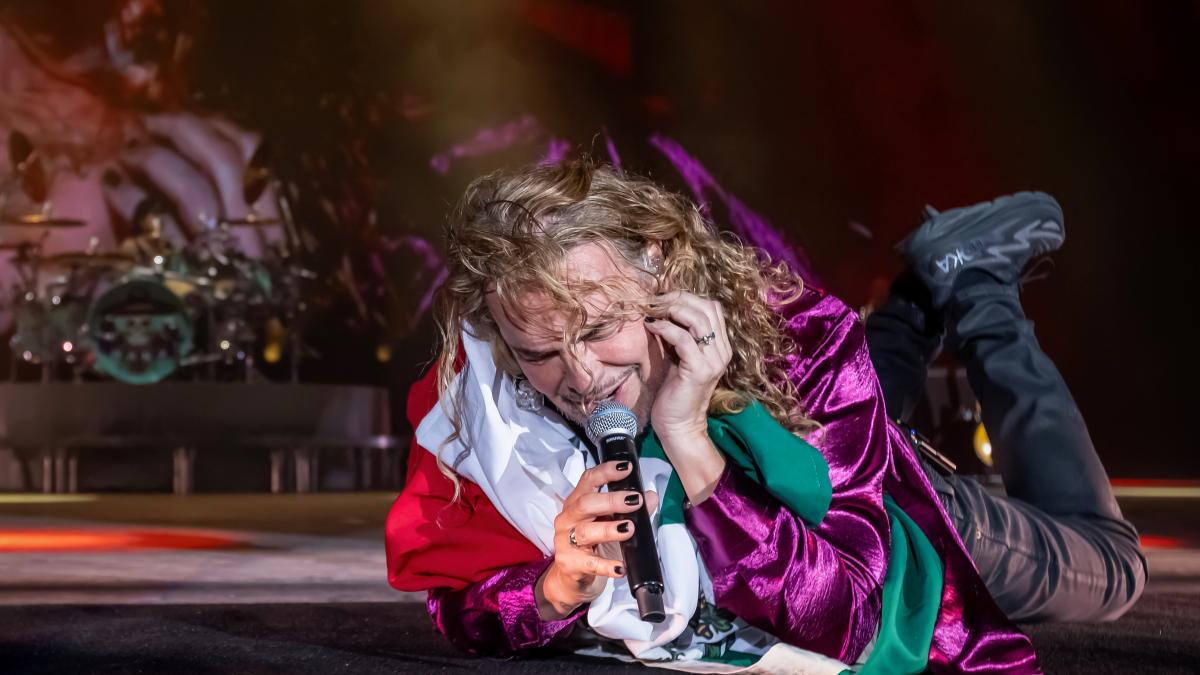 Maná deleita con romanctisimo y carcajadas en su concierto del Auditorio Nacional