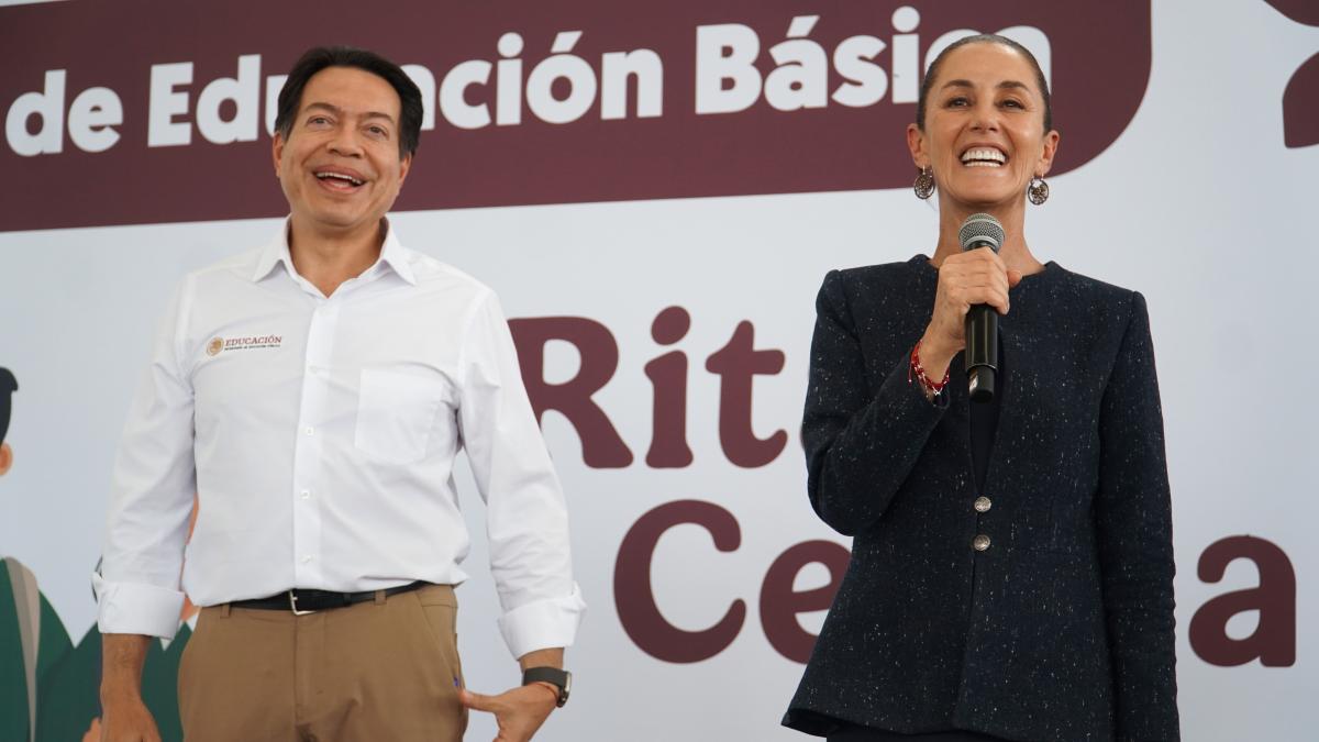 Claudia Sheinbaum presenta beca universal 'Rita Cetina' a estudiantes de secundaria