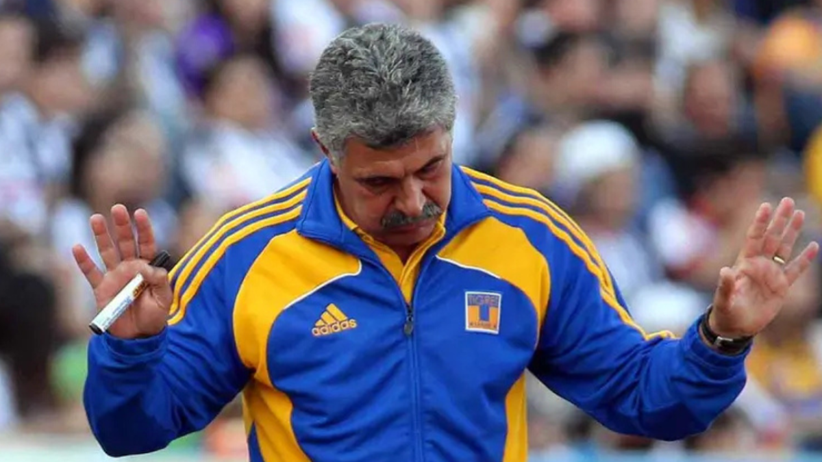 Ricardo Ferretti cerca de llegar a los golpes con un futbolista de Tigres, por un mal resultado contra el América (VIDEO)