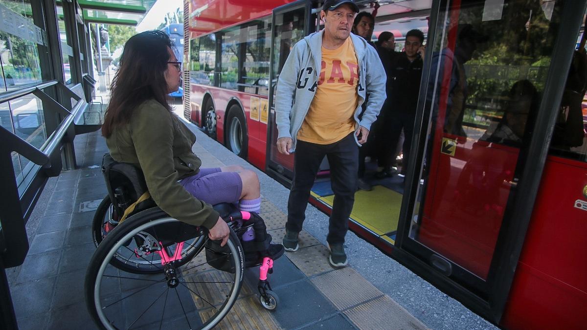 Viven personas con discapacidad “contradicción” por la movilidad