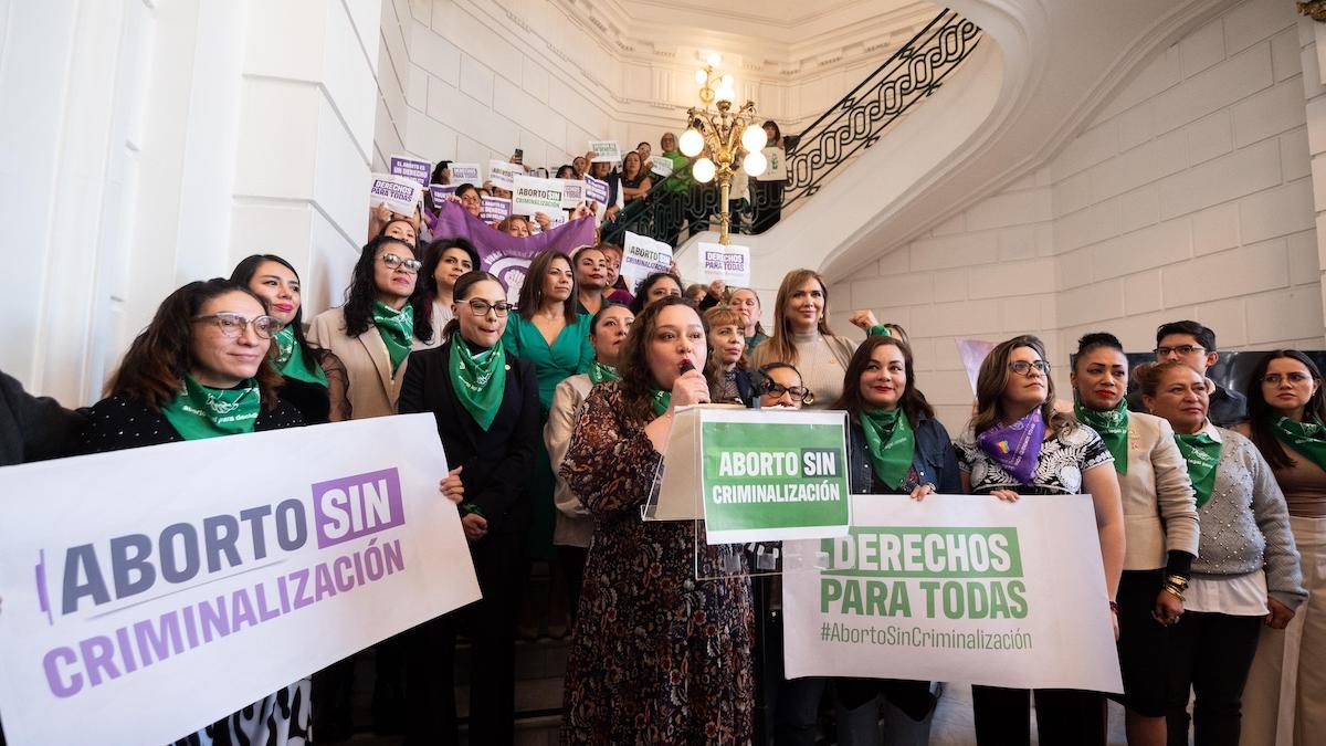 Iglesia pide atender aborto y no avalar su despenalización