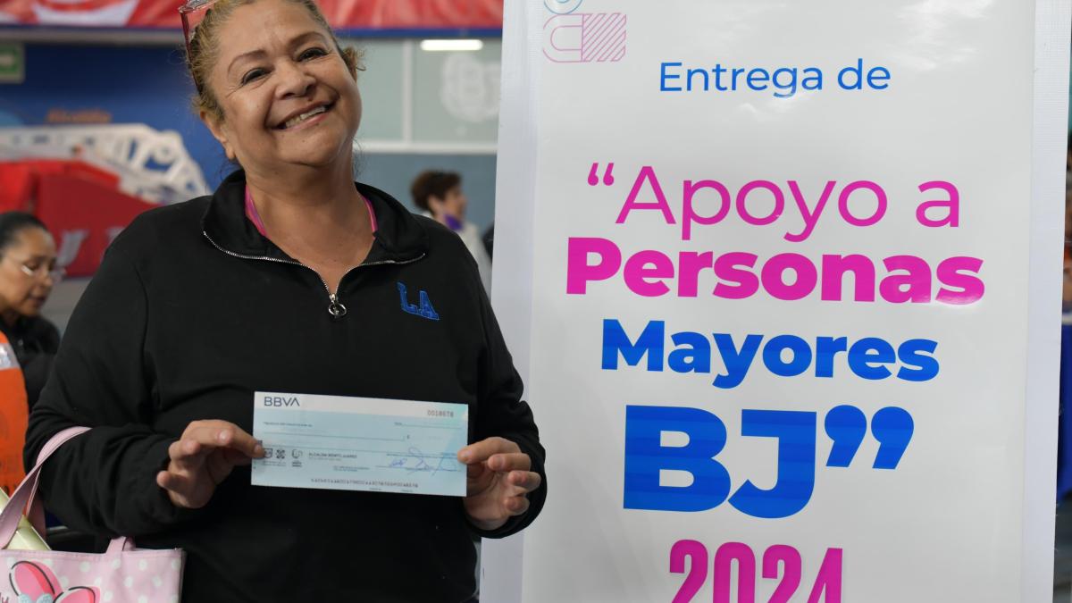 Alcaldía Benito Juárez entrega apoyo económico a 560 adultos mayores