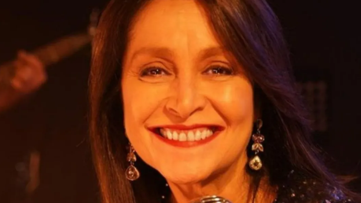 Daniela Romo preocupa al reaparecer en silla de ruedas ¿Está grave? | VIDEO