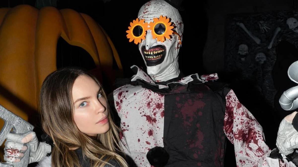 Belinda demuestra que es la reina del Halloween y revive sus disfraces más icónicos | FOTO