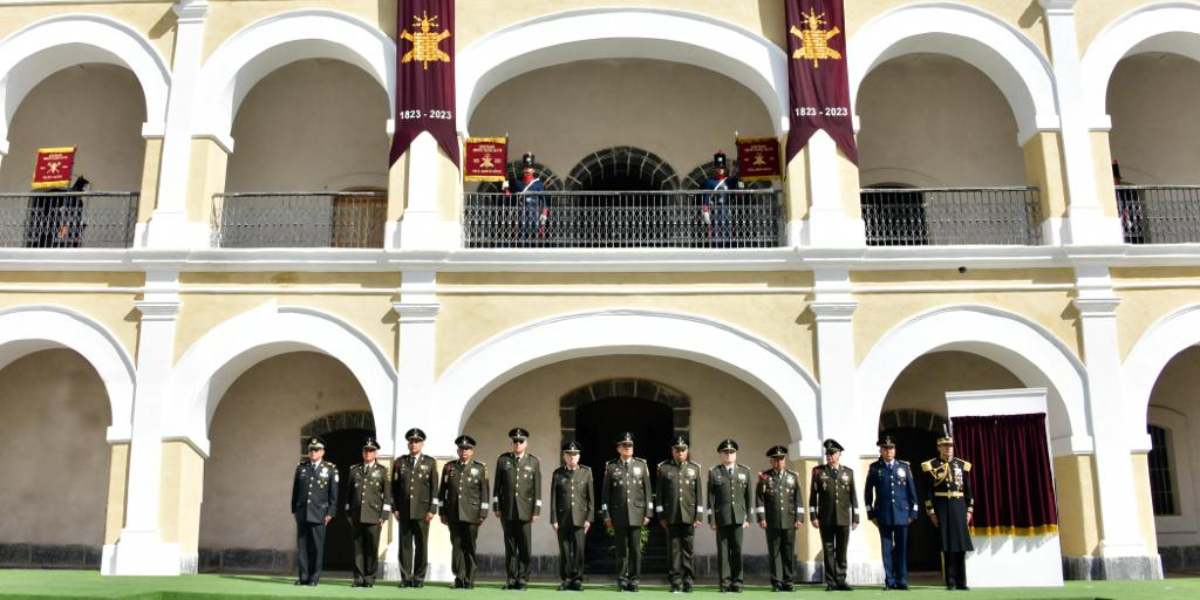 Conmemoran Los 200 Años De Creación Del Heroico Colegio Militar 2366